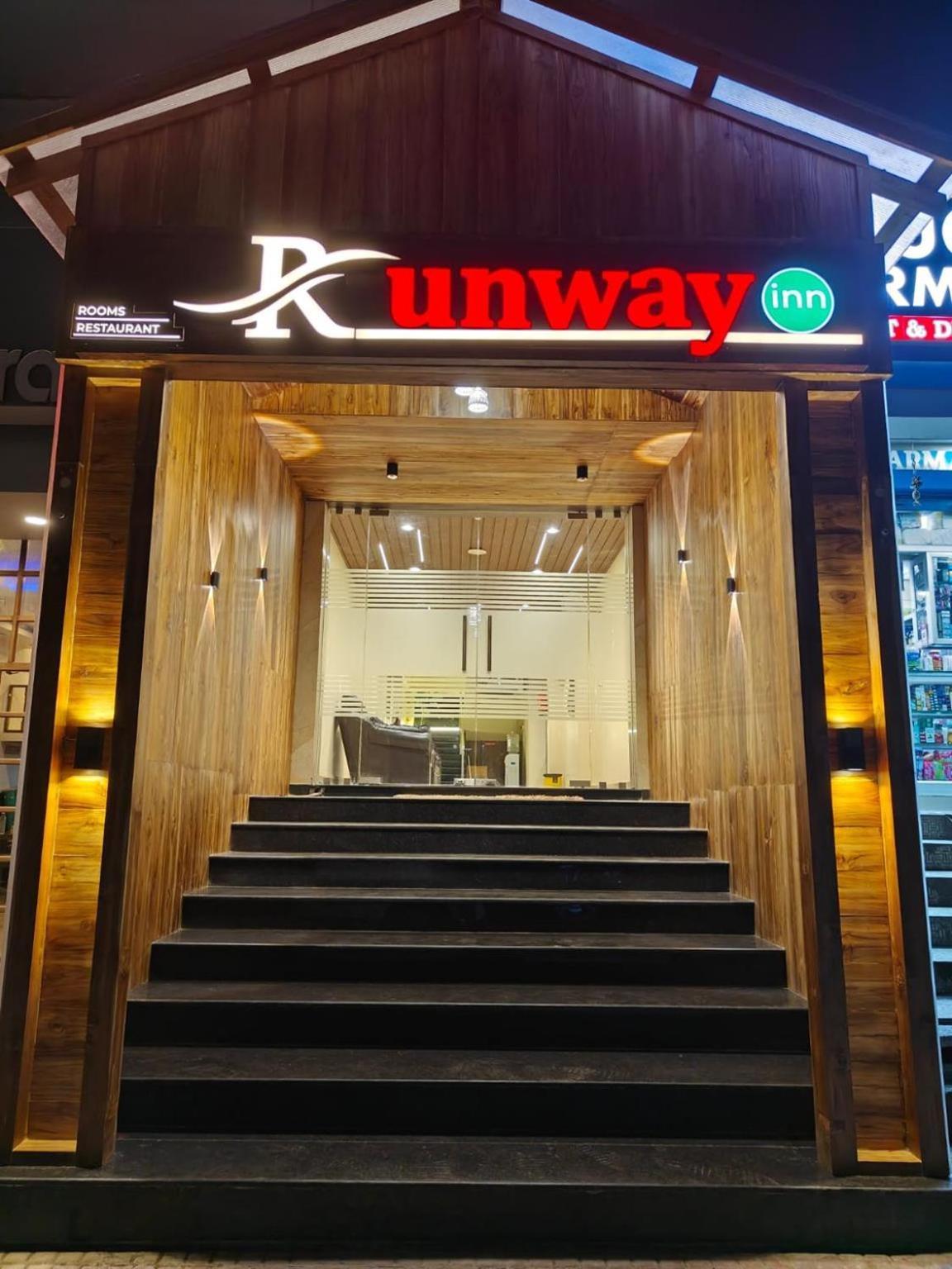 Hotel Runway Inn Port Blair Kültér fotó
