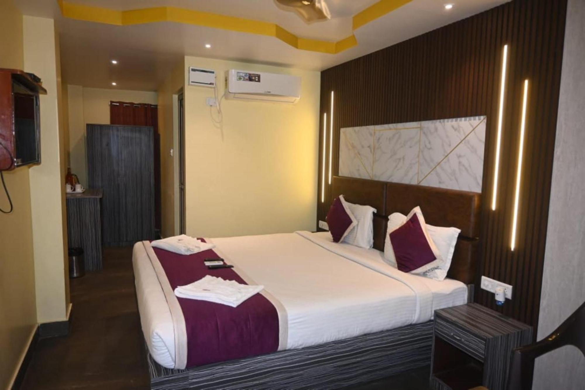 Hotel Runway Inn Port Blair Kültér fotó
